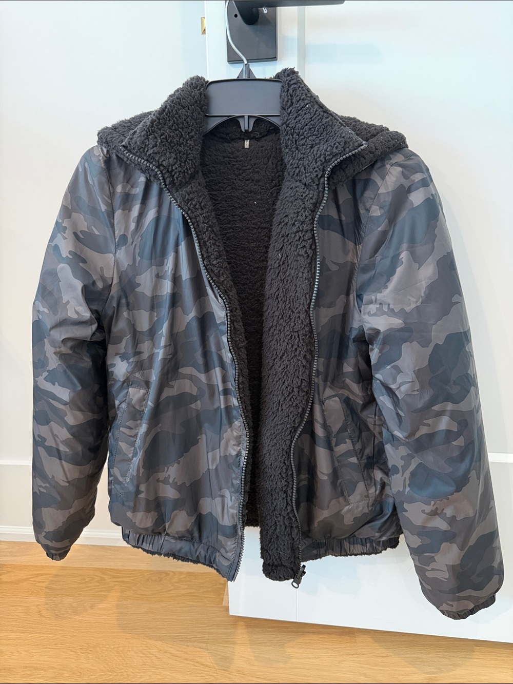 Zella Women's Gray Black Camo Reversible Puffer Jacket
